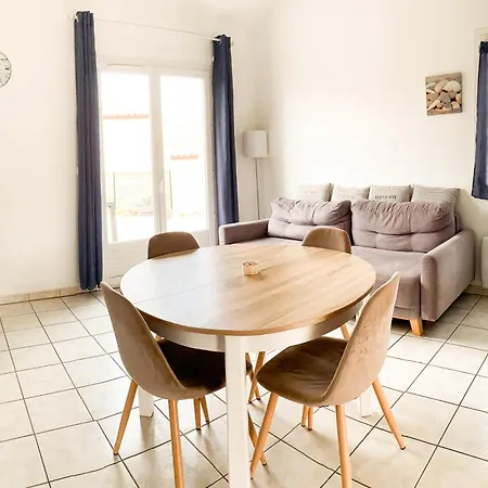 Maison 300m A Feriehus